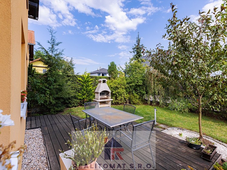 Pronájem rodinného domu 133 m², pozemek 533 m² - foto 4