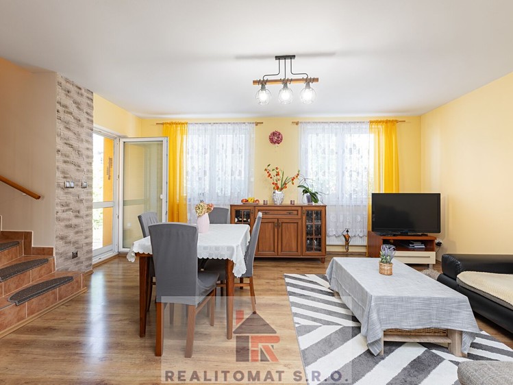 Pronájem rodinného domu 133 m², pozemek 533 m² - foto 6