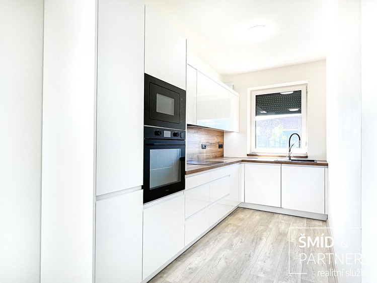 Pronájem rodinného domu 90 m², pozemek 365 m² - foto 4