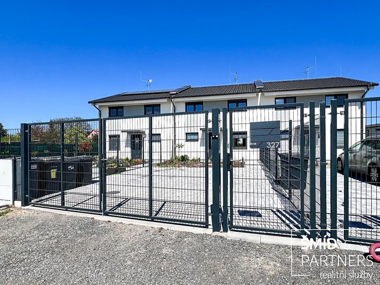 Pronájem rodinného domu 90 m², pozemek 365 m² - foto 1