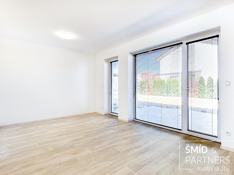 Pronájem rodinného domu 90 m², pozemek 365 m² - foto 7