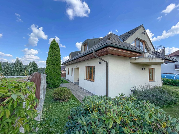 Pronájem rodinného domu 345 m², pozemek 958 m² - foto 5