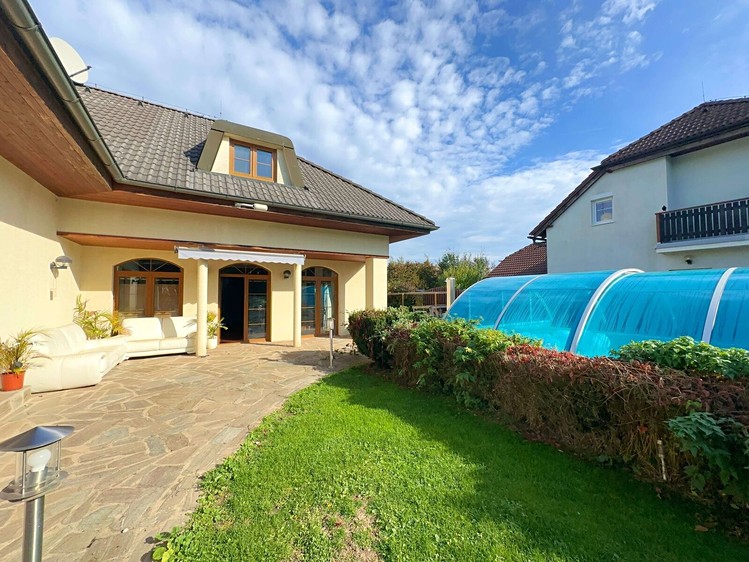 Pronájem rodinného domu 345 m², pozemek 958 m² - foto 6