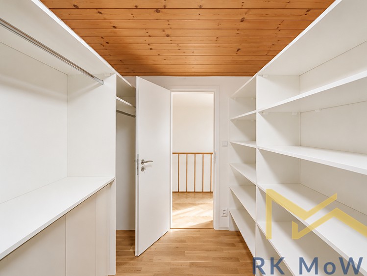 Pronájem rodinného domu 172 m², pozemek 295 m² - foto 6