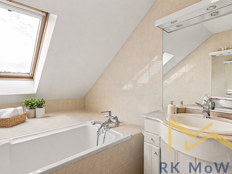 Pronájem rodinného domu 340 m², pozemek 1 200 m² - foto 3