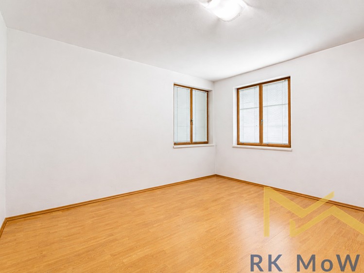 Pronájem rodinného domu 340 m², pozemek 1 200 m² - foto 4