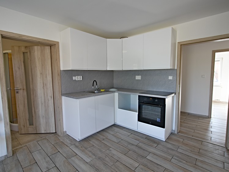 Pronájem  rodinného domu 80 m², pozemek 600 m² - foto 8