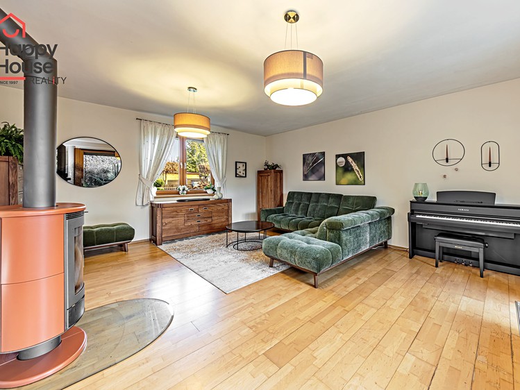 Pronájem  rodinného domu 162 m², pozemek 884 m² - foto 4