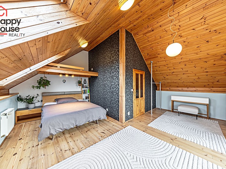 Pronájem  rodinného domu 162 m², pozemek 884 m² - foto 7