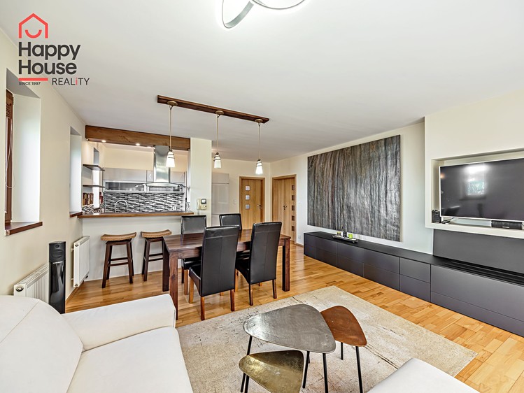 Pronájem rodinného domu 130 m², pozemek 414 m² - foto 7
