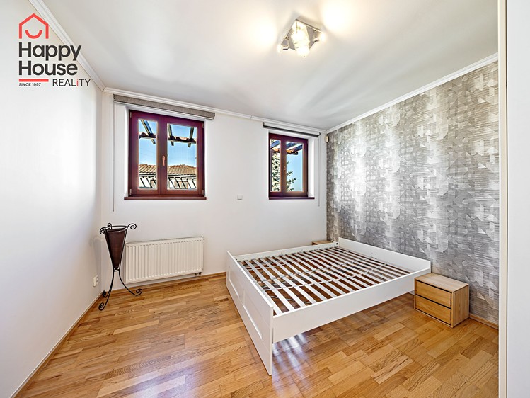Pronájem rodinného domu 130 m², pozemek 414 m² - foto 6