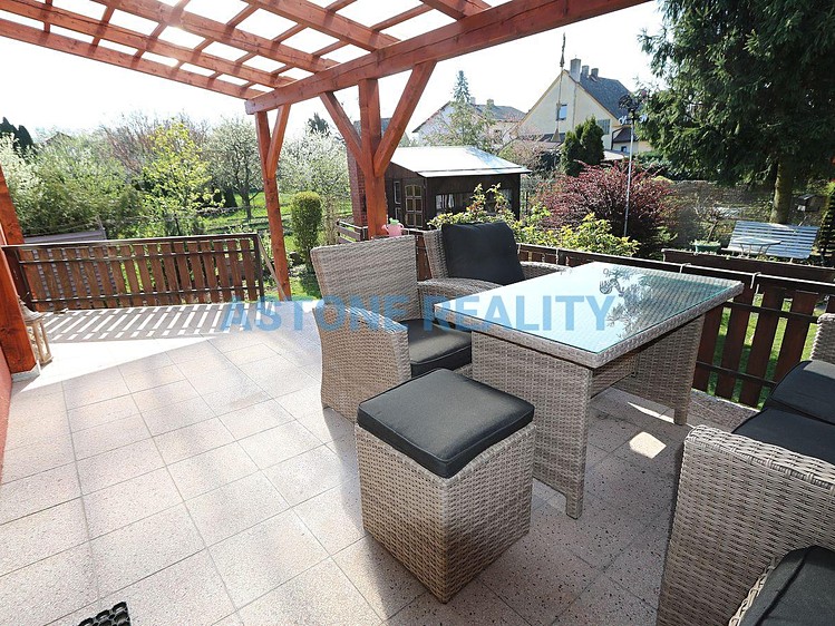 Pronájem rodinného domu 210 m², pozemek 524 m² - foto 6