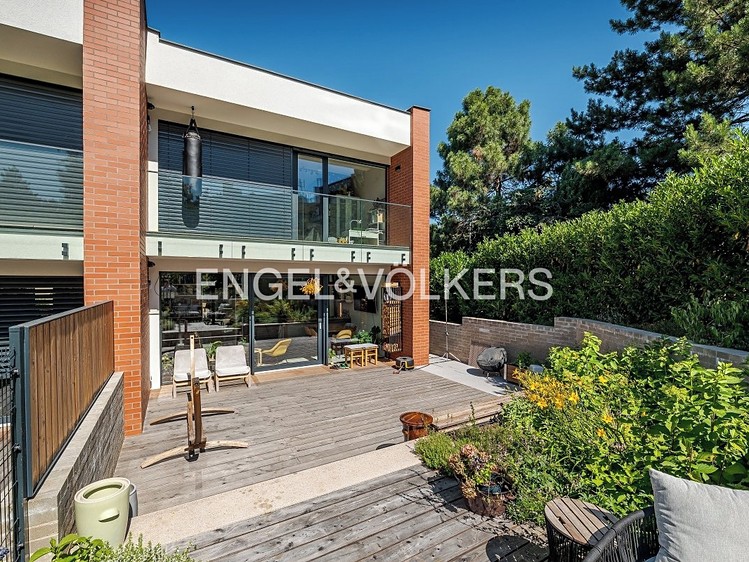 Pronájem rodinného domu 121 m², pozemek 388 m² - foto 4