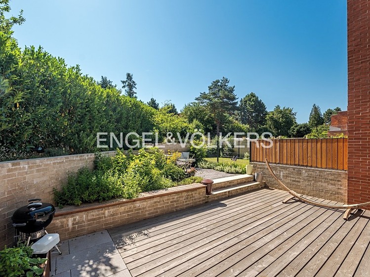 Pronájem rodinného domu 121 m², pozemek 388 m² - foto 5