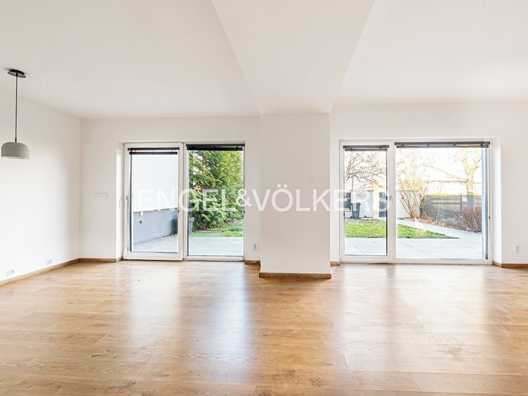 Pronájem vily 120 m², pozemek 253 m² - foto 4