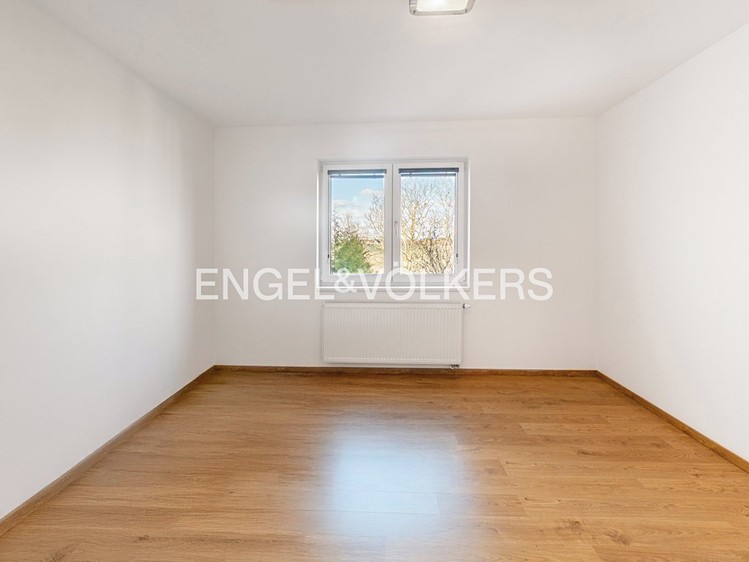 Pronájem vily 120 m², pozemek 253 m² - foto 6