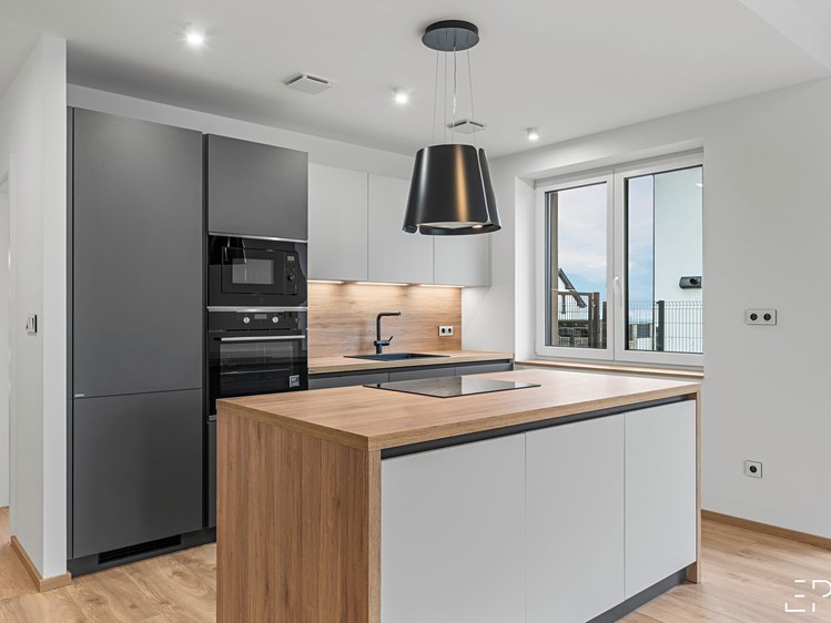 Pronájem rodinného domu 117 m², pozemek 331 m² - foto 6