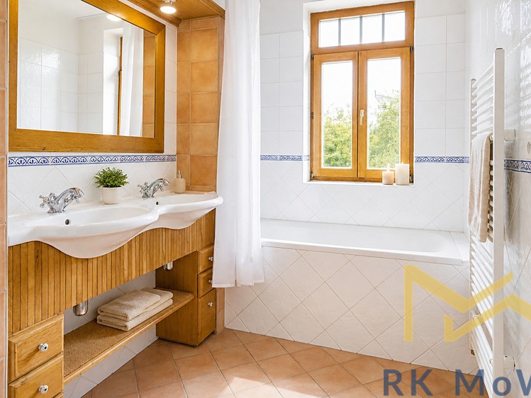 Pronájem rodinného domu 250 m², pozemek 606 m² - foto 4