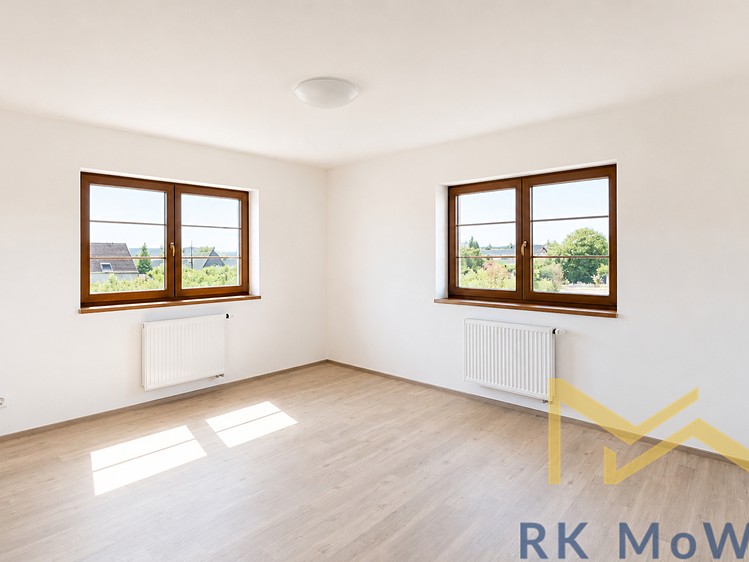 Pronájem rodinného domu 255 m², pozemek 517 m² - foto 3