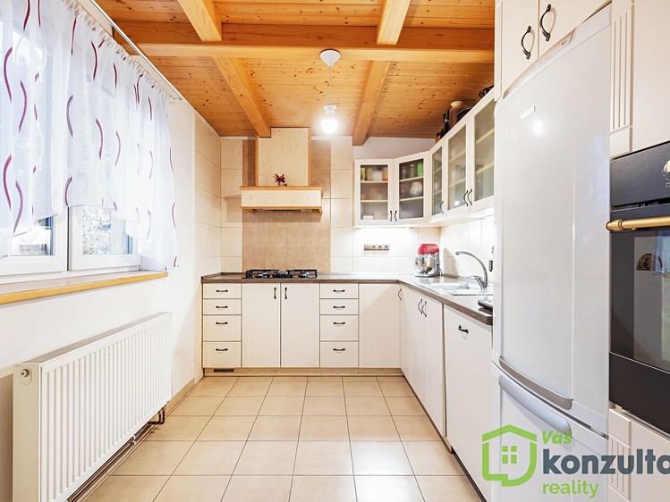 Pronájem  rodinného domu 132 m², pozemek 863 m² - foto 3