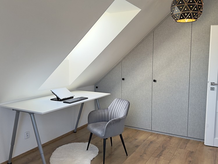 Pronájem rodinného domu 125 m², pozemek 1 002 m² - foto 5