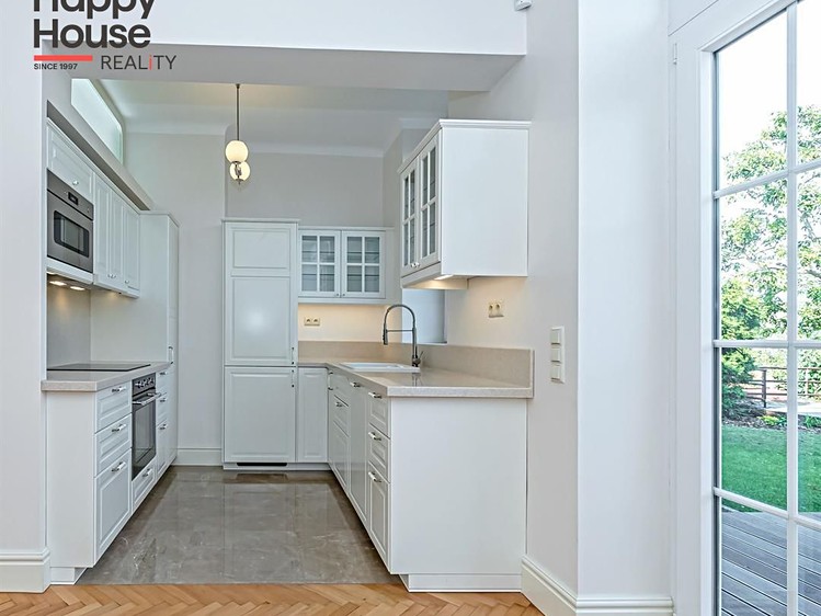 Pronájem  rodinného domu 222 m², pozemek 387 m² - foto 5