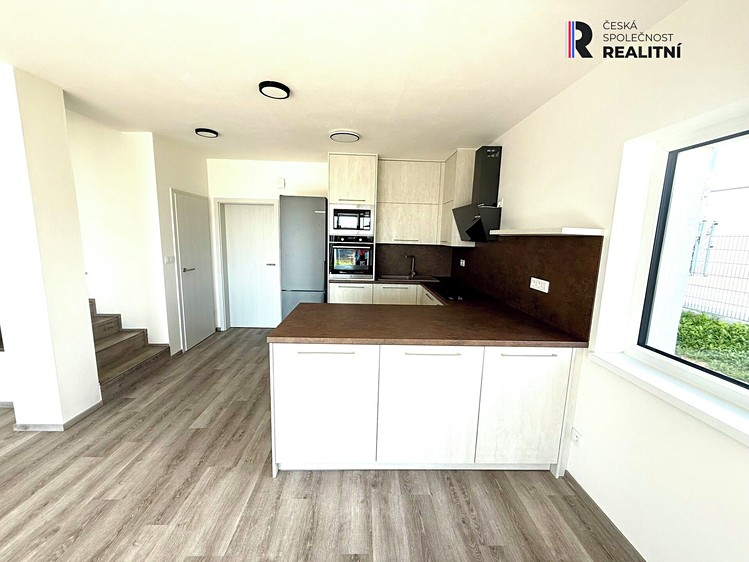 Pronájem rodinného domu 110 m², pozemek 373 m² - foto 7