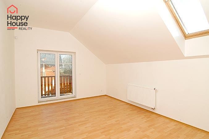 Pronájem  rodinného domu 200 m², pozemek 644 m² - foto 8