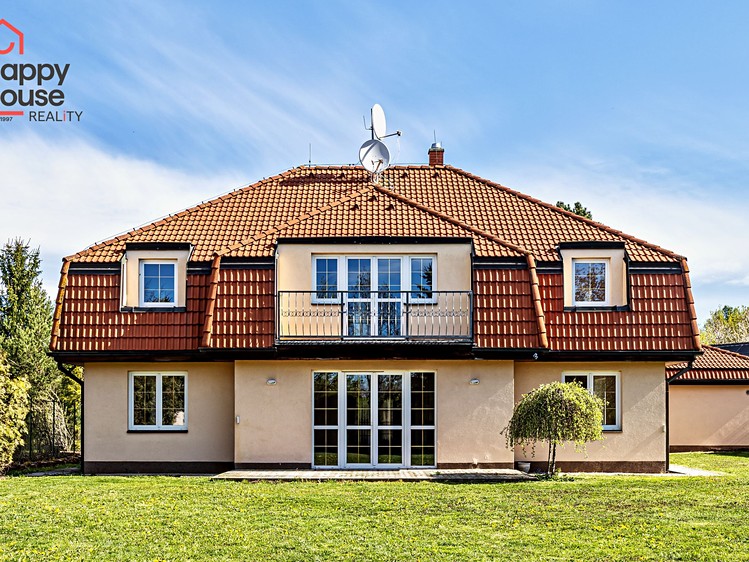 Pronájem rodinného domu 287 m², pozemek 1 200 m² - foto 3