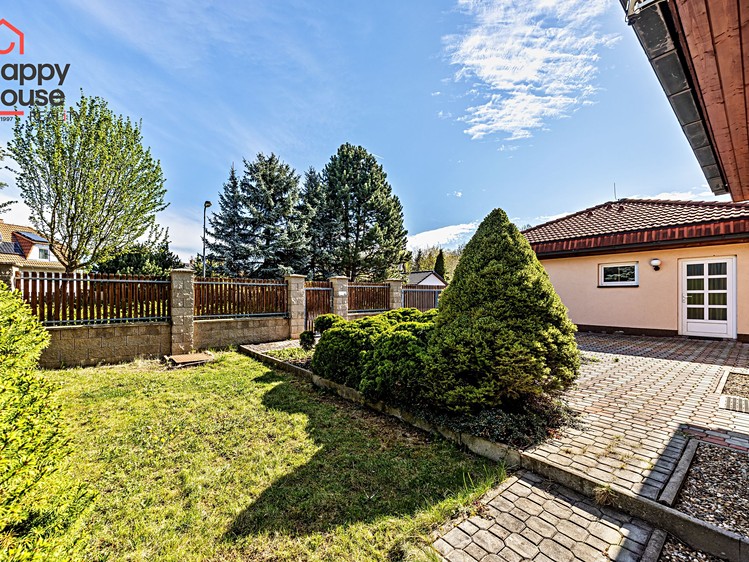 Pronájem rodinného domu 287 m², pozemek 1 200 m² - foto 6