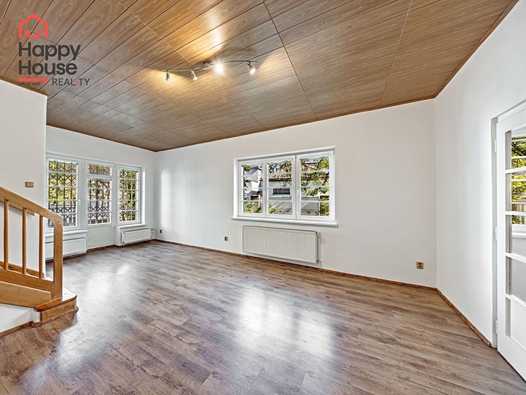 Pronájem  rodinného domu 214 m², pozemek 292 m² - foto 4