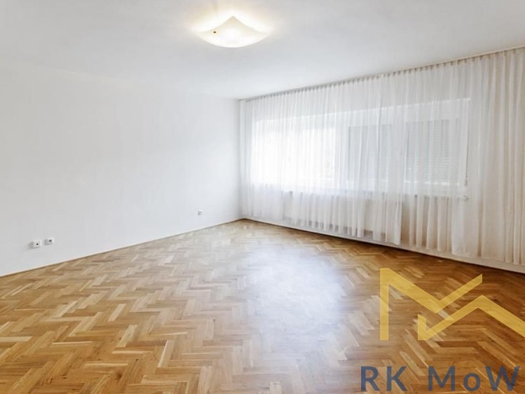 Pronájem rodinného domu 280 m², pozemek 670 m² - foto 6