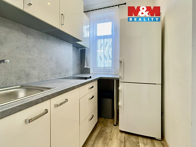 Pronájem rodinného domu 52 m², pozemek 130 m² - foto 1