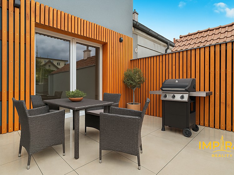 Pronájem rodinného domu 193 m², pozemek 352 m² - foto 3