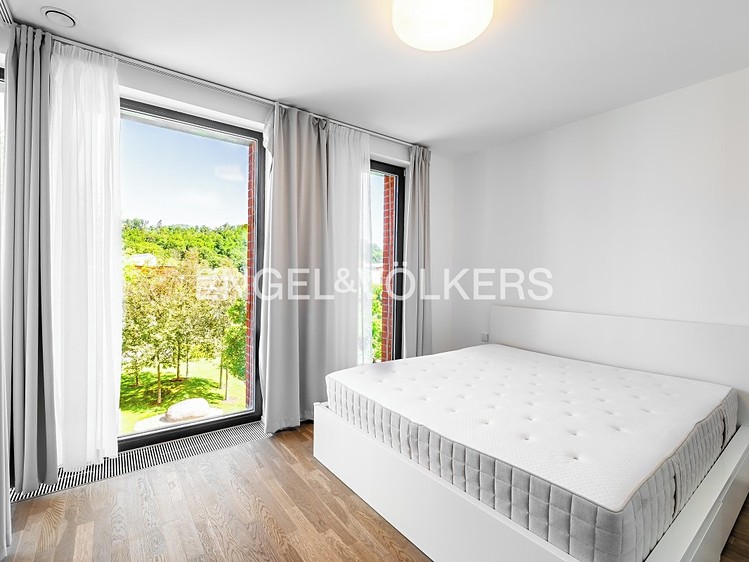 Pronájem rodinného domu 189 m², pozemek 186 m² - foto 4