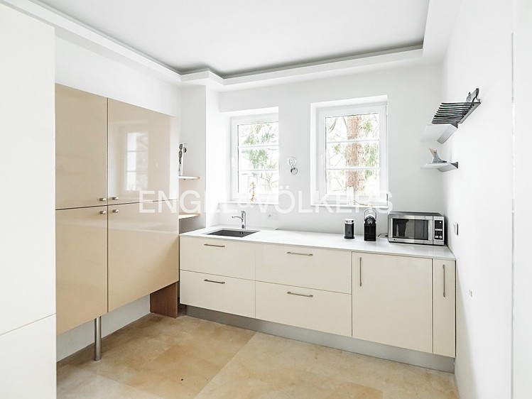 Pronájem  rodinného domu 260 m², pozemek 629 m² - foto 5