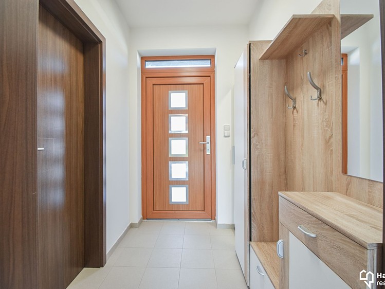 Pronájem rodinného domu 100 m², pozemek 404 m² - foto 8
