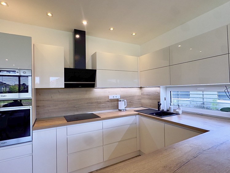 Pronájem rodinného domu 97 m², pozemek 741 m² - foto 5