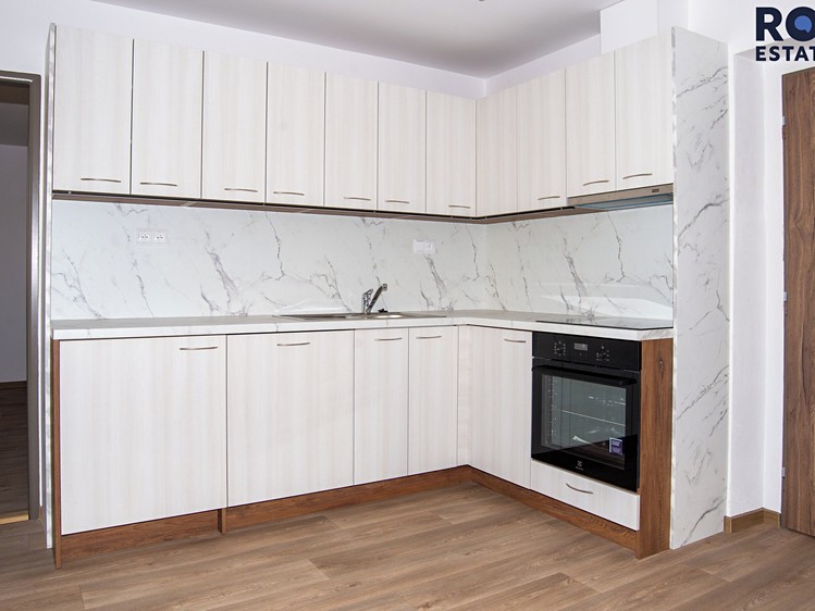 Pronájem rodinného domu 100 m², pozemek 1 000 m² - foto 2
