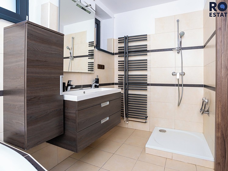 Pronájem rodinného domu 100 m², pozemek 1 000 m² - foto 8