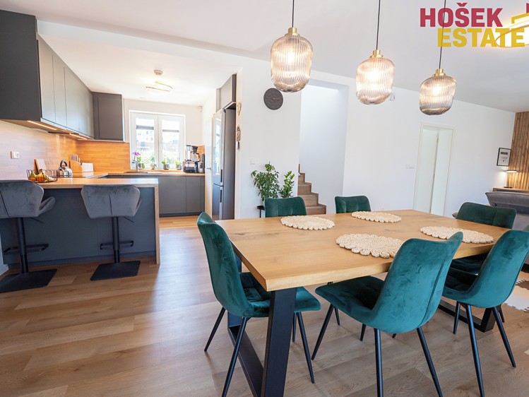 Pronájem  rodinného domu 122 m², pozemek 267 m² - foto 6