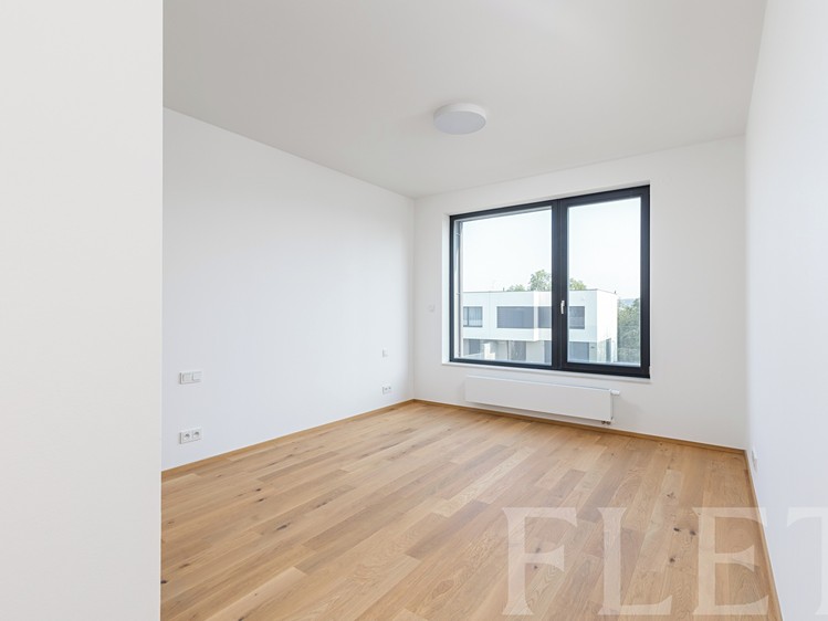 Pronájem rodinného domu 217 m², pozemek 108 m² - foto 6