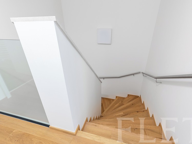 Pronájem rodinného domu 217 m², pozemek 108 m² - foto 8