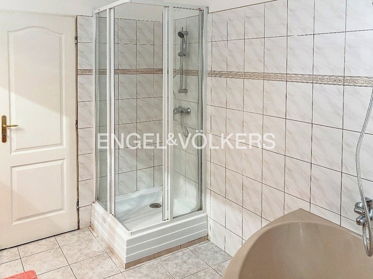 Pronájem  vily 365 m², pozemek 600 m² - foto 6