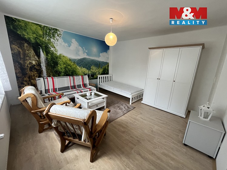 Pronájem rodinného domu 70 m², pozemek 731 m² - foto 2