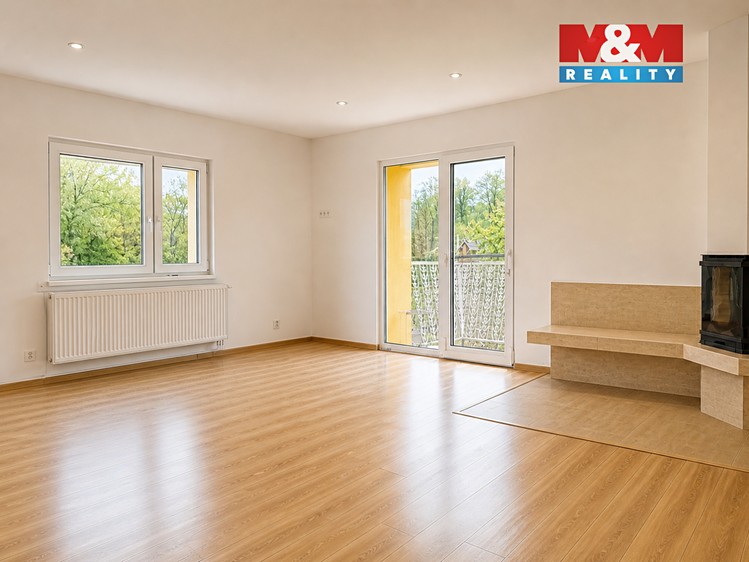 Pronájem rodinného domu 136 m², pozemek 3 300 m² - foto 2