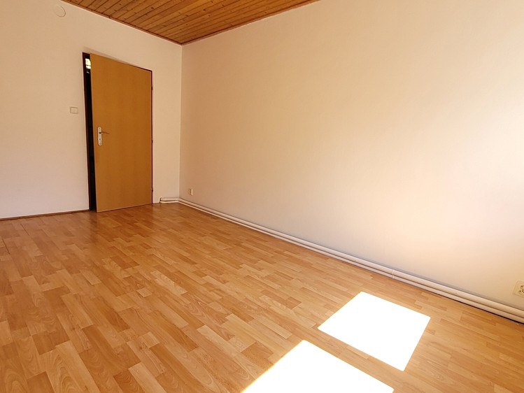 Pronájem rodinného domu 138 m², pozemek 222 m² - foto 7