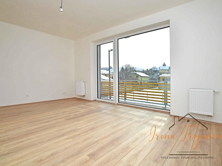 Pronájem rodinného domu 120 m², pozemek 140 m² - foto 3