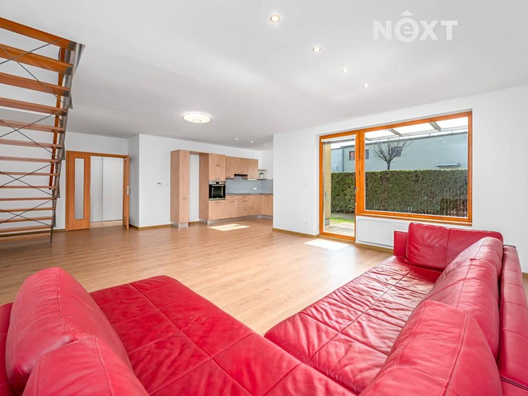 Pronájem  rodinného domu 124 m², pozemek 183 m² - foto 4