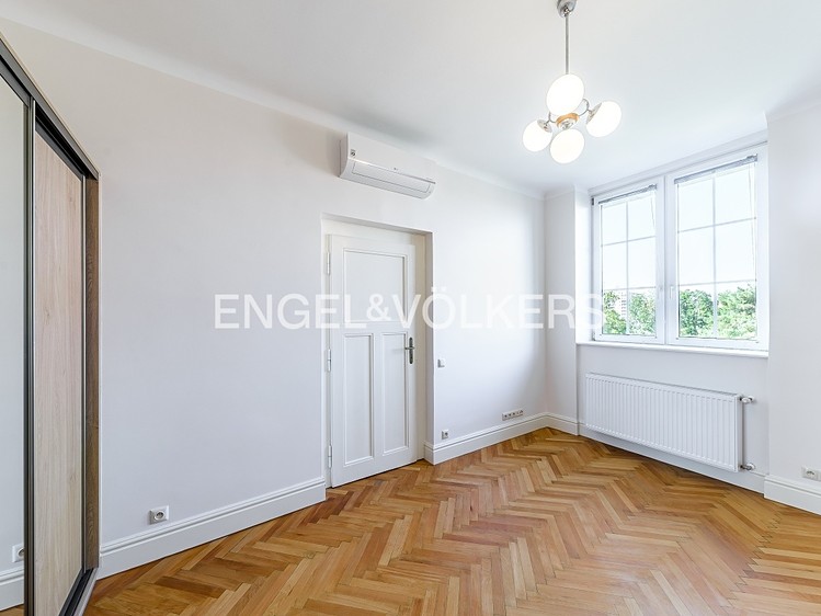 Pronájem rodinného domu 222 m², pozemek 387 m² - foto 6